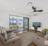 Pearls on Sapphire Beach - Accommodation Gladstone