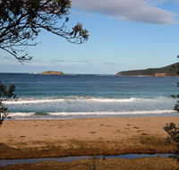 Pebbly Beach Shacks - Accommodation Gladstone