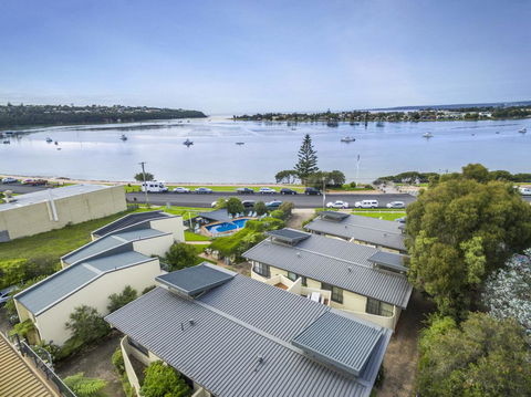 Penguin Mews 3 In Merimbula - Accommodation Gladstone 1