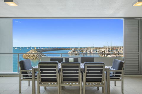 Peninsula Airlie Beach - Accommodation Gladstone 0