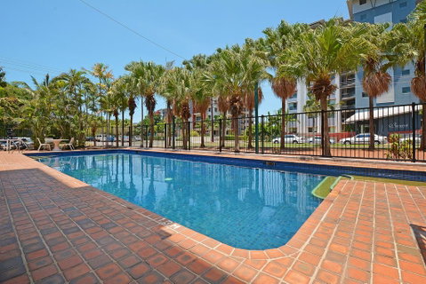 Peninsular Apartments - Accommodation Gladstone 1