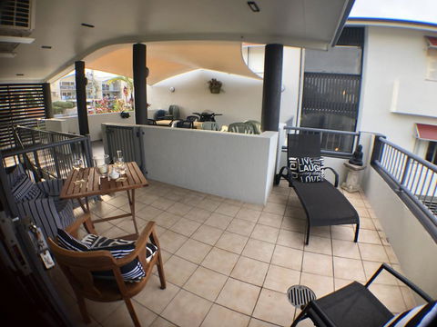 Penthouse Apartment, 7 Beach Road, Coolum Beach - Accommodation Gladstone 2