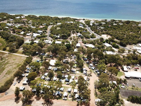Peppermint Grove Beach Holiday Park - Accommodation Gladstone 0