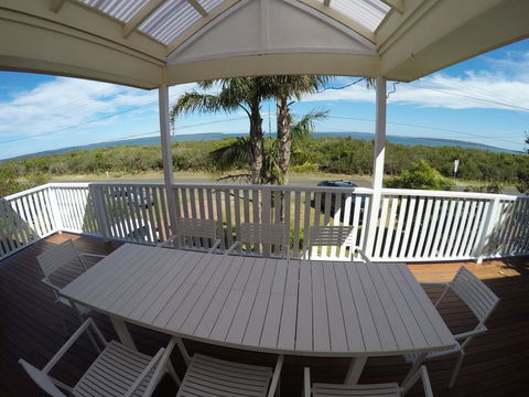 Peppertree By The Sea - Accommodation Gladstone 3