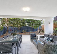 Peregian On The Beach unit 3 - Accommodation Gladstone