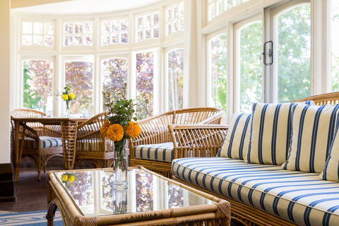 Petersons Armidale Winery And Guesthouse - Accommodation Gladstone 1