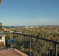 Phoenix Terrace -townhouse Yamba - Accommodation Gladstone