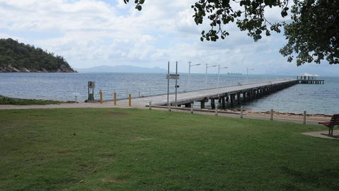 Picnic Bay Chalet Unit 2 - Accommodation Gladstone 1