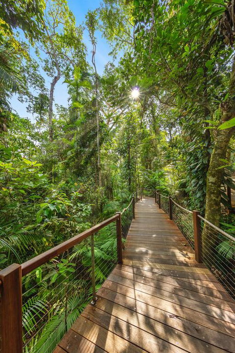 Piermonde Apartments Cairns - Accommodation Gladstone 3