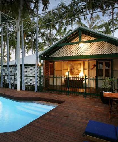 Pinctada McAlpine House - Accommodation Gladstone 3