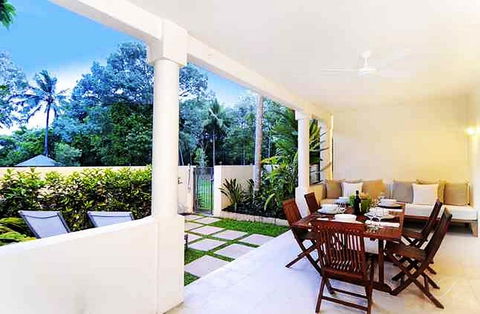 Plantation House 1 Spacious 4 Bedroom House Near Beach WIFI Netflix Telstra TV Playground Pool BBQ - Accommodation Gladstone 3