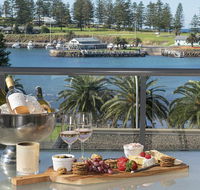 Platinum PenthouseThe Sebel - on the harbourfront - Accommodation Gladstone
