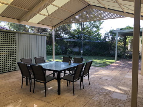 Pleasant View - Accommodation Gladstone 3