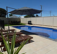 Ploughmans Motor Inn - Accommodation Gladstone