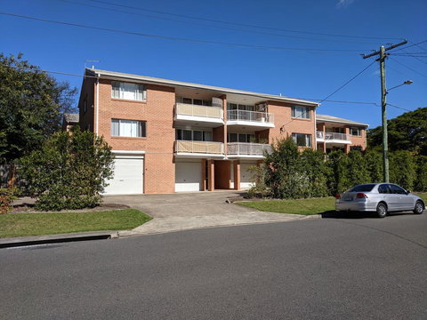 Poinciana Mews - Accommodation Gladstone 0