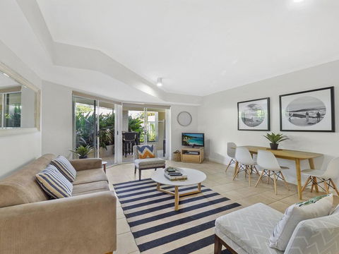 Poolside At Iluka Resort Apartments - Accommodation Gladstone 2