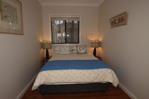 Pope's Beach House Getaway - Accommodation Gladstone 3