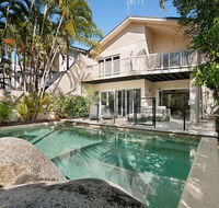 Port Douglas Condo - Accommodation Gladstone
