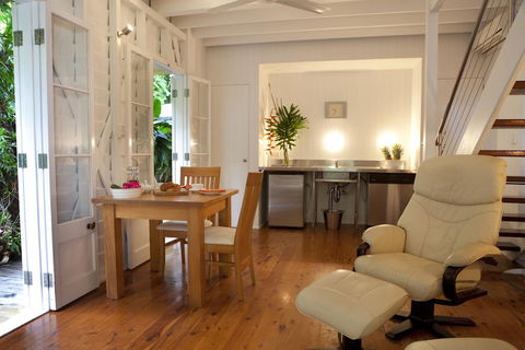 Port Douglas Cottage & Lodge - Accommodation Gladstone 3