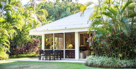 Port Douglas Mirage Villa #435 Absolute Beachfront - Accommodation Gladstone 0