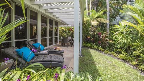 Port Douglas Mirage Villa 123 (3BR) - Accommodation Gladstone 1