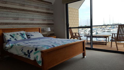 Port Geographe Marina Villas - Accommodation Gladstone 3