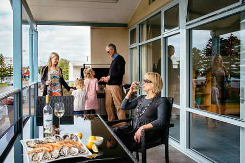 Port Lincoln Foreshore Apartments - Accommodation Gladstone 2