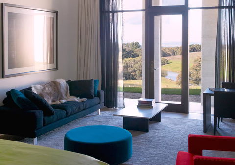 Port Phillip Estate - Accommodation Gladstone 3