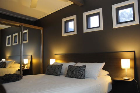 Portman House - Accommodation Gladstone 2