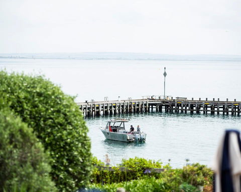 Portsea Hotel - Accommodation Gladstone 2