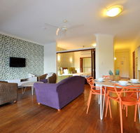 Portside on The Inlet - Accommodation Gladstone