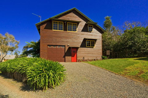 Possum Lodge At Cloudhill Estate - Accommodation Gladstone 1