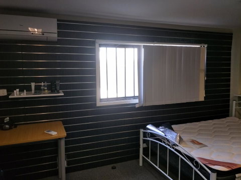 Priceworth - Accommodation Gladstone 2