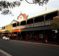 Prince of Wales Hotel Bunbury - Accommodation Gladstone