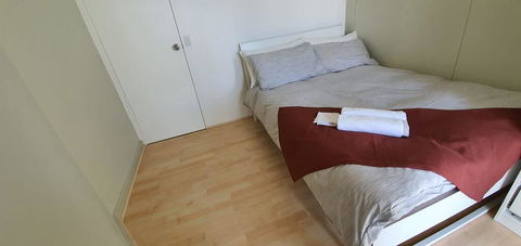 Private Modern Room - Plaza Building- In City Centre! - Accommodation Gladstone 2
