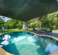Private Pool Big Backyard Aircon - Paradise - Accommodation Gladstone