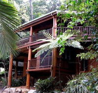Private Rainforest Retreat with lagoon style pool - Accommodation Gladstone
