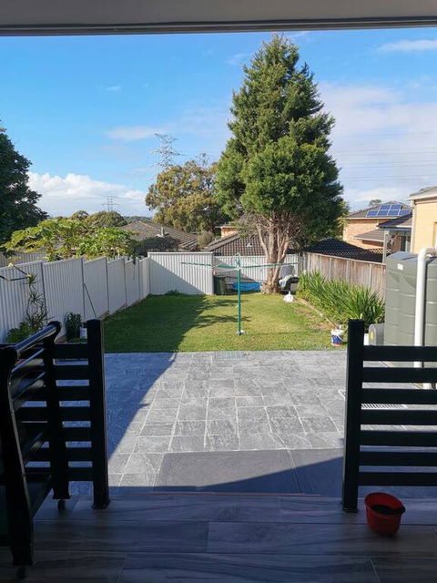 Private Room In Modern, Comfortable Home Stay - Accommodation Gladstone 3