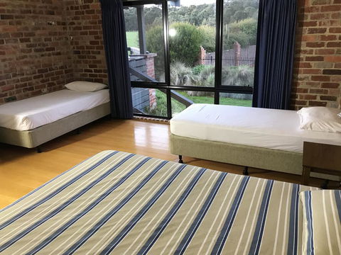 Prom Coast Holiday Lodge - Accommodation Gladstone 1