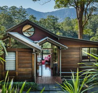 Promised Land Retreat - Accommodation Gladstone