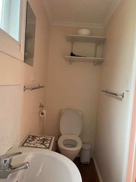 Protea Hill - Accommodation Gladstone 2