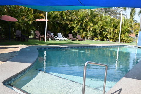 Pyramid Holiday Park - Accommodation Gladstone 0