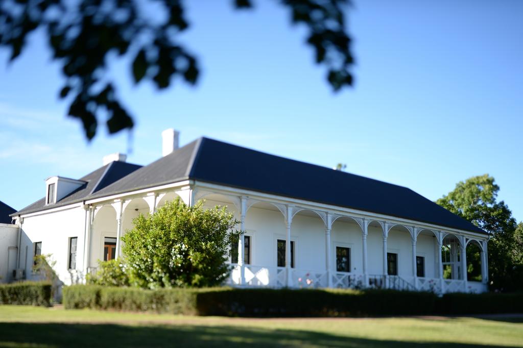 Gravelly Beach TAS Accommodation Gladstone