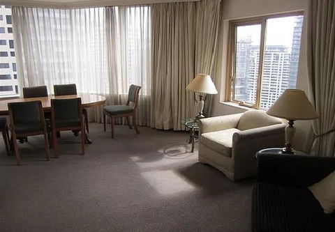 Quay West 2208 - Accommodation Gladstone 2