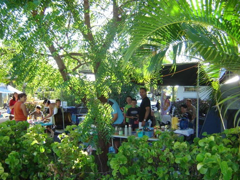 Queens Beach Tourist Village - Accommodation Gladstone 1