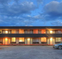 Queenstown Motor Lodge - Accommodation Gladstone