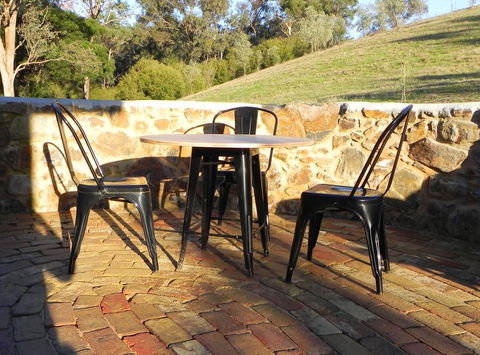 Queenstown Retreat B&B - Accommodation Gladstone 3