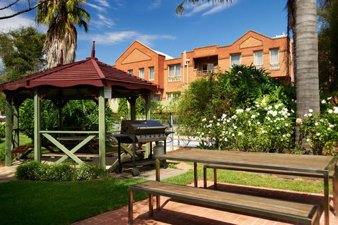 Quest Royal Gardens - Accommodation Gladstone 2