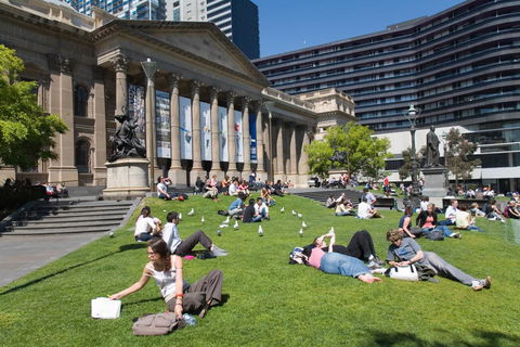 QV2 APARTMENT ON SWANSTON ST - Accommodation Gladstone 2