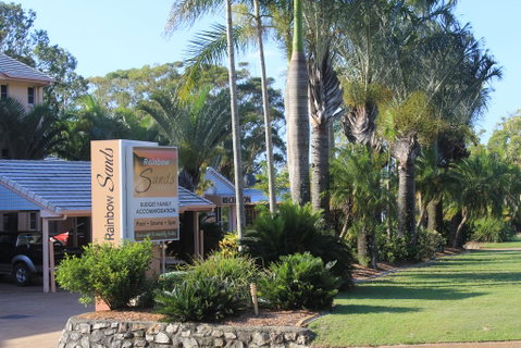 Rainbow Sands Resort - Accommodation Gladstone 0